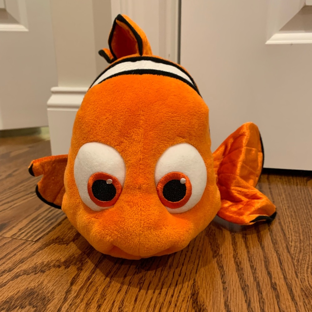 Disney Store Finding Nemo Plush Doll Clown Fish